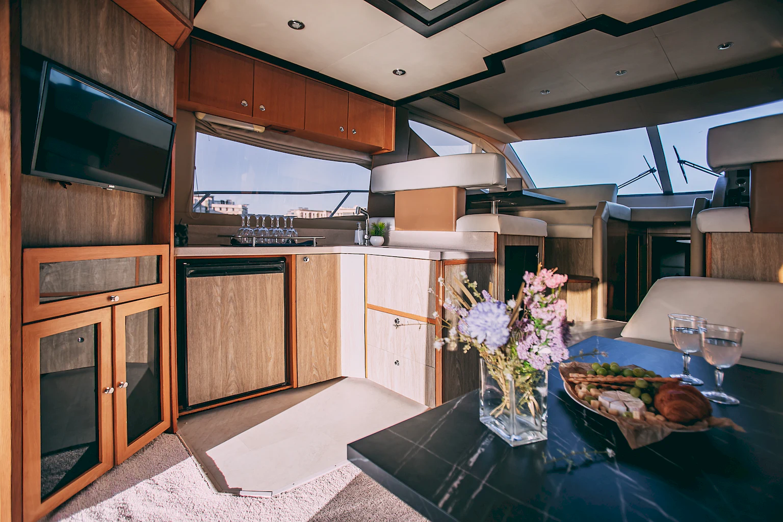 Majesty 44 image- 11